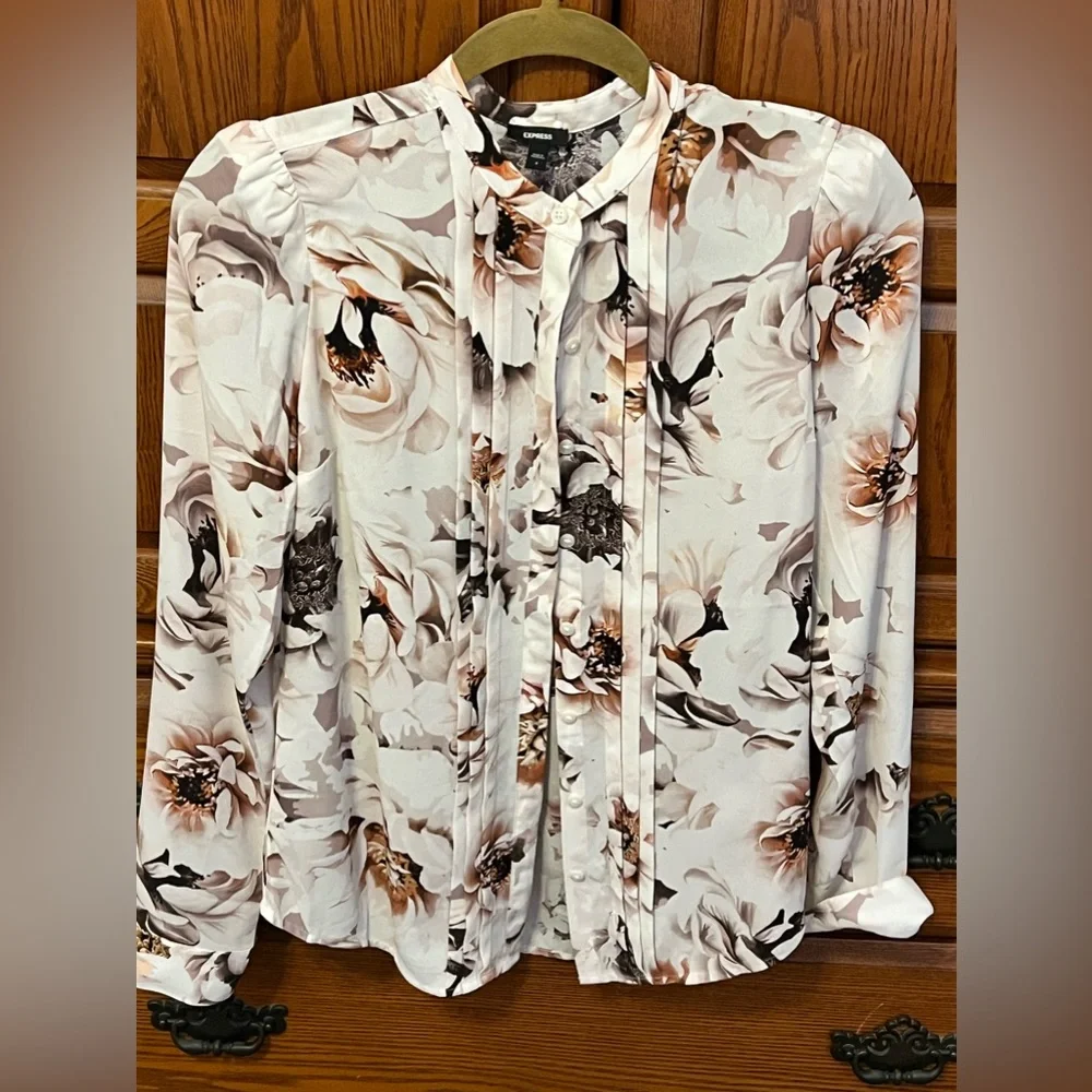 Express Button Down - Picture 1 of 2